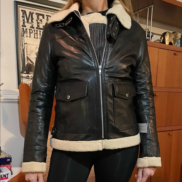 Leather aviator jacket with faux shearling - Picture 9 of 13